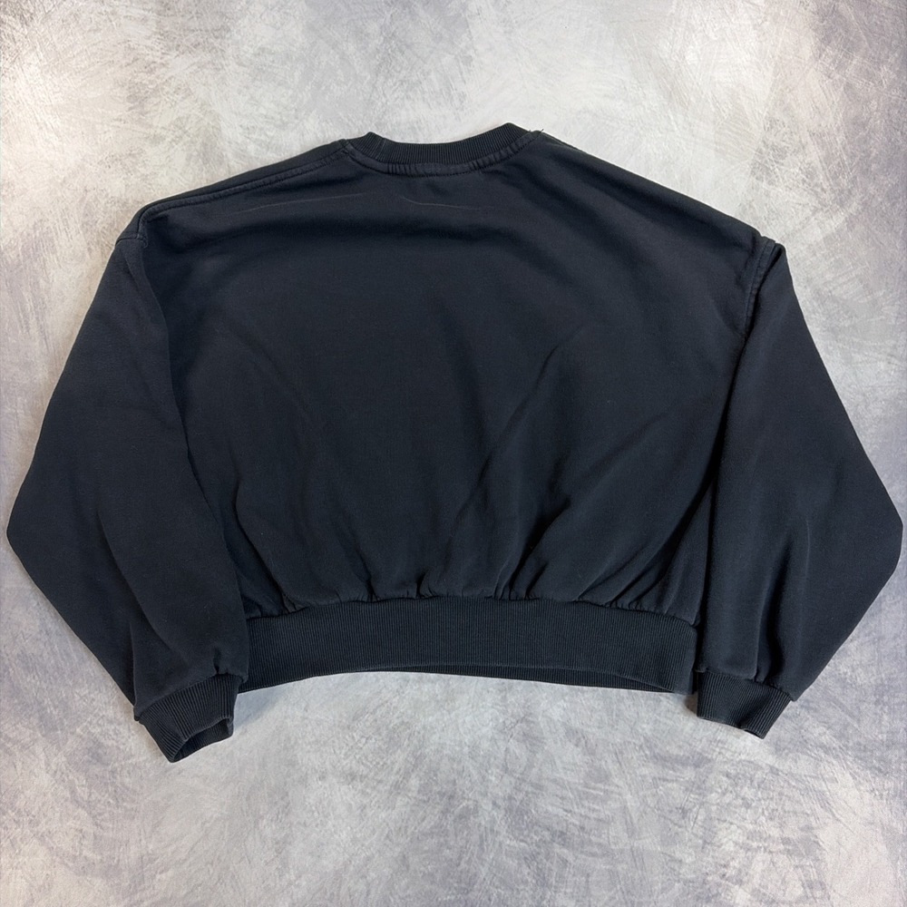 Nike Sweatshirt Womens Large Black Cropped Crewneck Fleece Pullover Logo - Picture 2 of 7